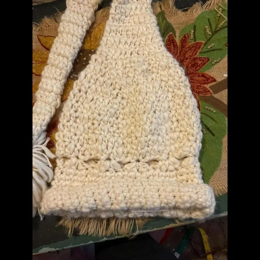 Ecote Handcrafted Cream Knitted Winter Hat with Pom Pom